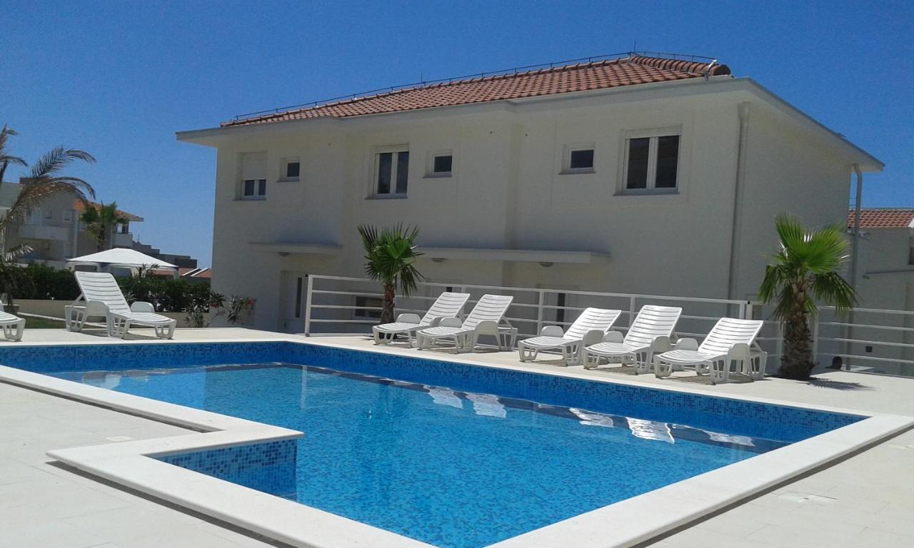 Luxury Apartments Cuba 1 Novalja Exterior foto